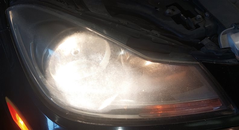 Thumbnail 2: 2012-2015 MERCEDES BENZ C250 C300 C350 (W204) RIGHT PASSENGER HALOGEN HEADLIGHT