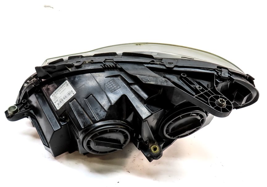 Thumbnail 5: 2012-2015 MERCEDES BENZ C250 C300 C350 (W204) RIGHT PASSENGER HALOGEN HEADLIGHT