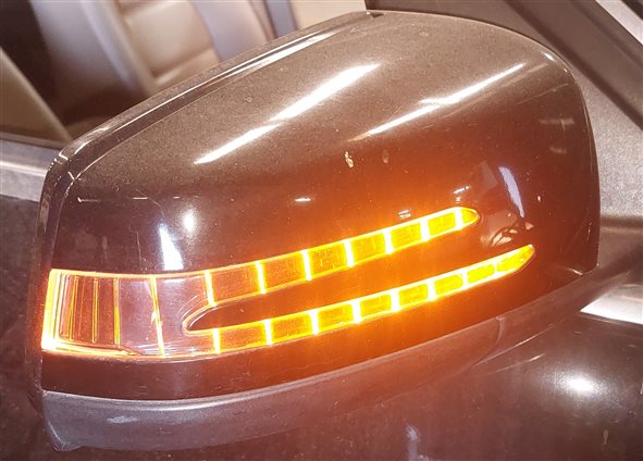 Thumbnail 2: 12-14 MERCEDES C250 C300 C350 (W204) RIGHT HEAT AUTODIM MEM DOOR MIRROR (Black)