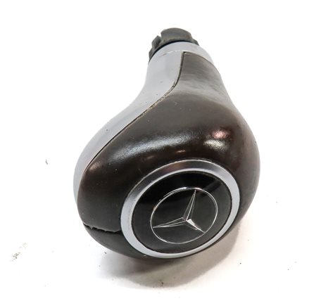Thumbnail 5: 2013 MERCEDES C250 (W204) AUTOMATIC TRANSMISSION SHIFT SHIFTER KNOB (BROWN)
