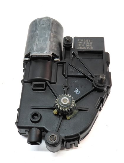 Thumbnail 5: 17-22 VW JETTA AUDI A5 Q7 RS5 S5 Q7 (F5 4M) SUNROOF MOTOR SUN ROOF WINDOW MOTOR