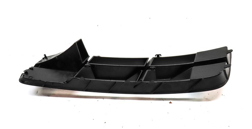 Thumbnail 5: 2013 AUDI Q7 (4L) FRONT RIGHT PASSENGER LOWER BUMPER VENT GRILLE TRIM END