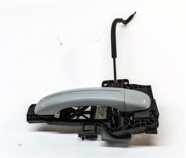 Thumbnail 2: 07-15 AUDI Q7 (4L) RIGHT FRONT PASSENGER KEYLESS EXTERIOR DOOR HANDLE (White)