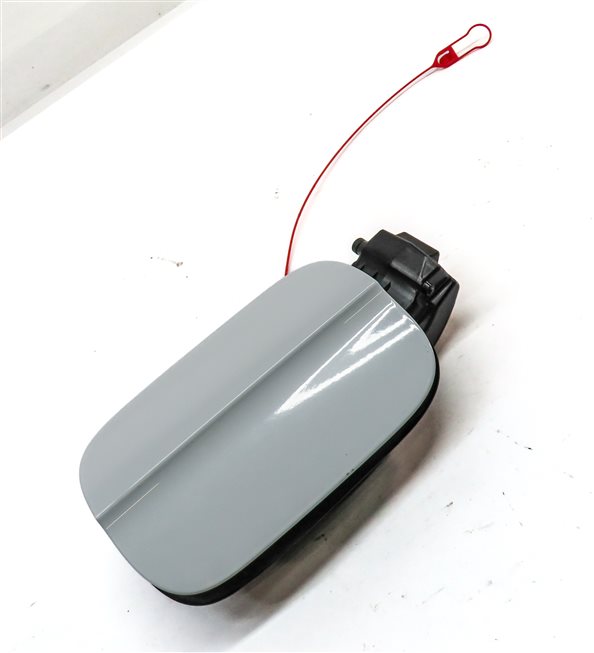 Thumbnail 3: 2010-2015 AUDI Q7 (4L) FUEL TANK DOOR LID COVER TRIM w/ HOUSING (White)
