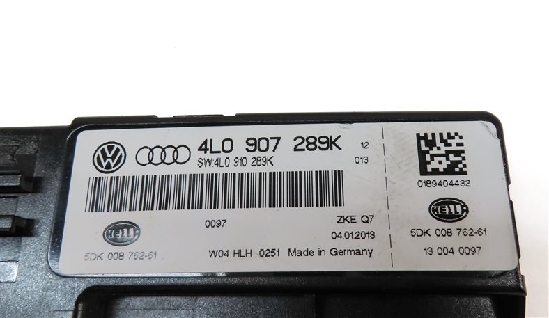 Thumbnail 6: 2008 / 2013 AUDI Q7 (4L) TRUNK MOUNTED COMFORT CONTROL MODULE