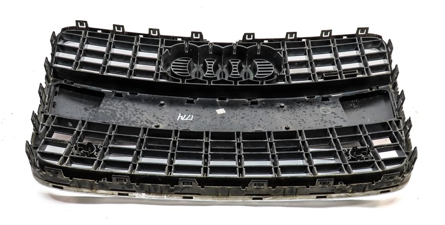 Thumbnail 5: 2010-2015 AUDI Q7 (4L) FRONT MAIN CENTER HOOD GRILLE AIR VENT TRIM (BLACK)