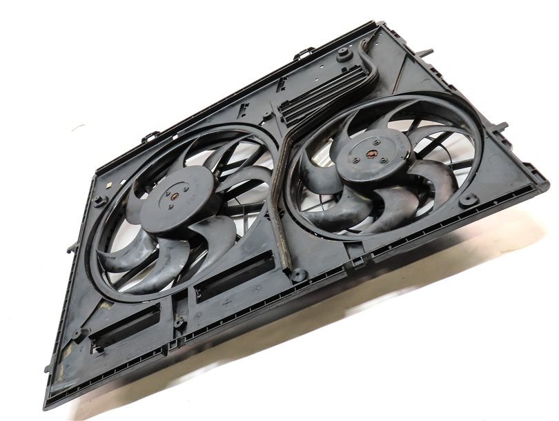 Thumbnail 3: 11-15 AUDI Q7 (4L) 3.0L ENGINE RADIATOR COOLING FAN (FOR MODELS w/ HITCH OPTION)