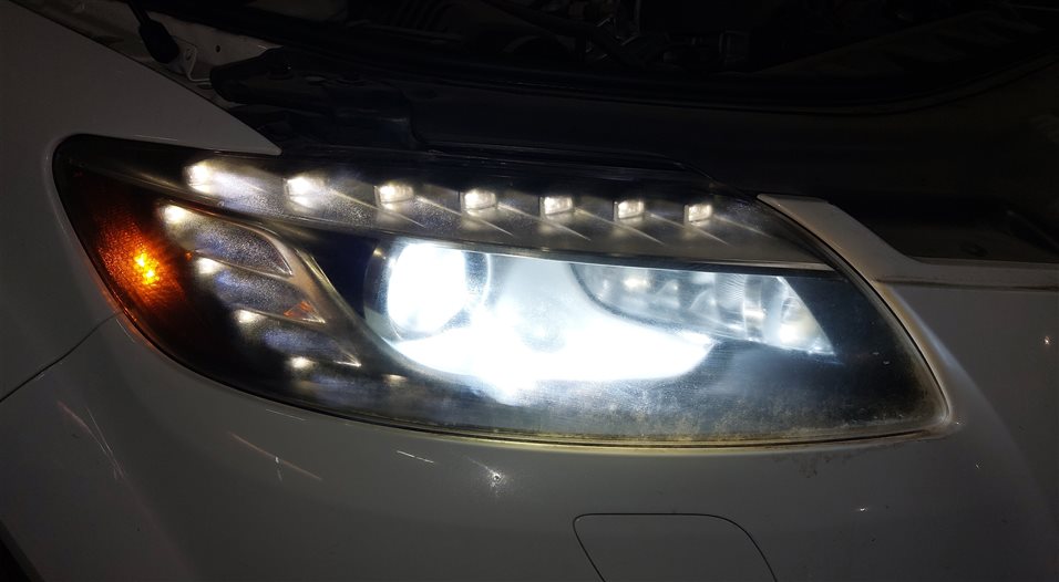 Thumbnail 2: 2010-2015 AUDI Q7 (4L) RIGHT PASSENGER XENON HID HEADLIGHT LIGHT LAMP (NON AFS)