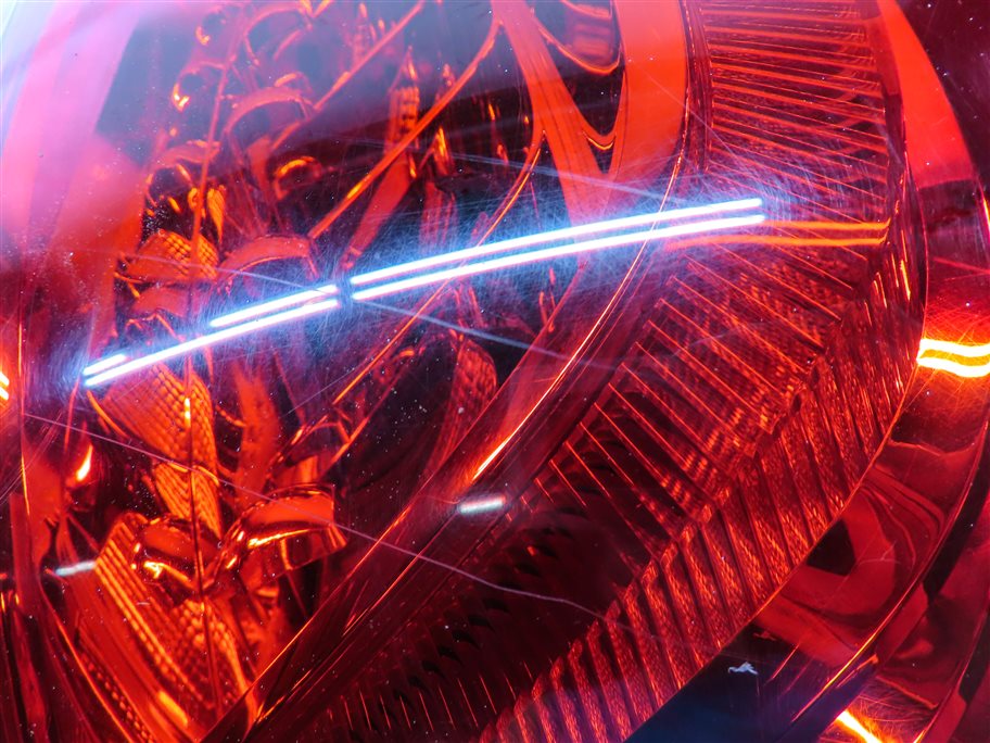 Thumbnail 8: 2010-2015 AUDI Q7 (4L) REAR LEFT DRIVER TAILLIGHT BRAKE LIGHT LAMP (LED)