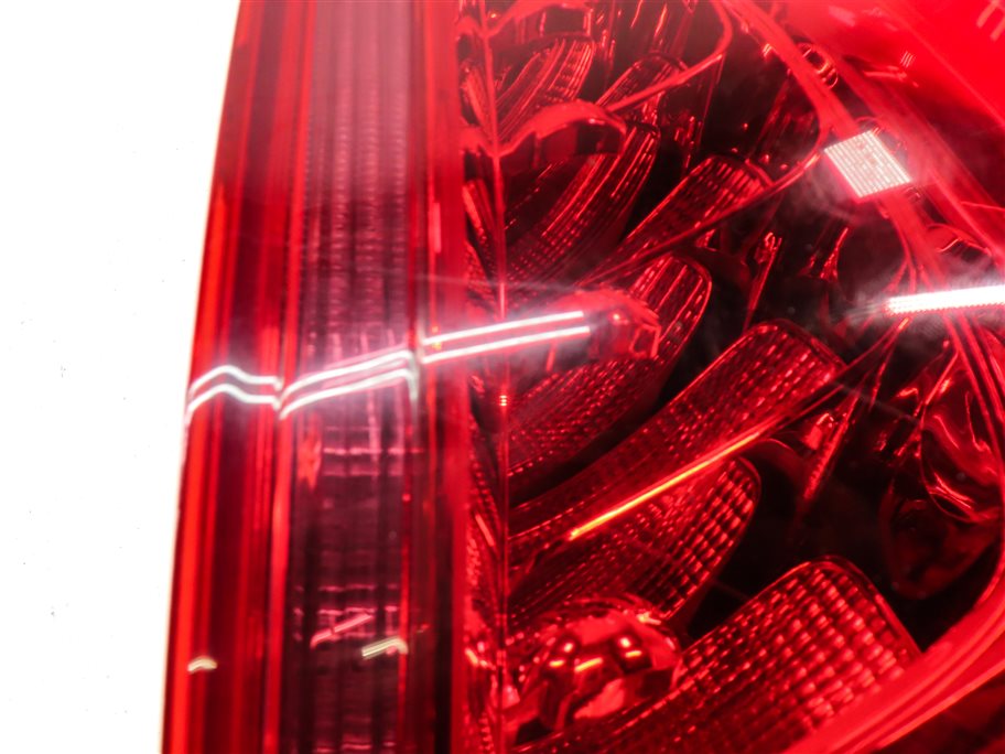 Thumbnail 9: 2010-2015 AUDI Q7 (4L) REAR LEFT DRIVER TAILLIGHT BRAKE LIGHT LAMP (LED)