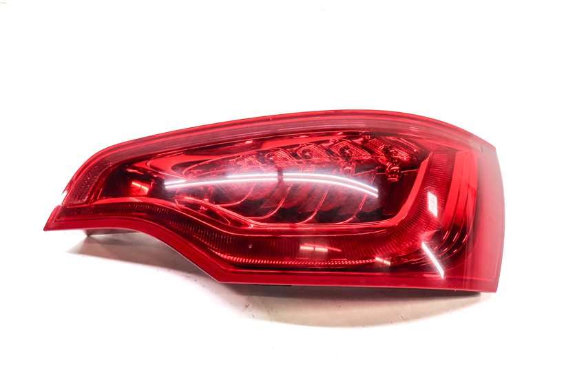 Thumbnail 3: 2010-2015 AUDI Q7 (4L) REAR RIGHT PASSENGER TAILLIGHT BRAKE LIGHT LAMP (LED)