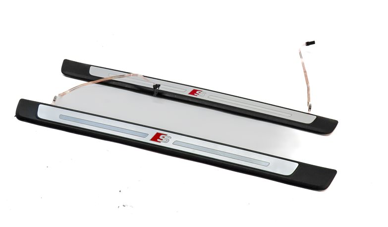 2019 AUDI S5 (B9) FRONT LEFT & RIGHT ILLUMINATED DOOR SILL SCUFF TRIM SET/2