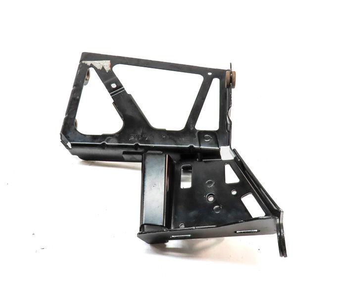 Thumbnail 2: 2019 AUDI S5 (B9) 3.0L (CWGD) ENGINE AUXILIARY RADIATOR SUPPORT BRACKET