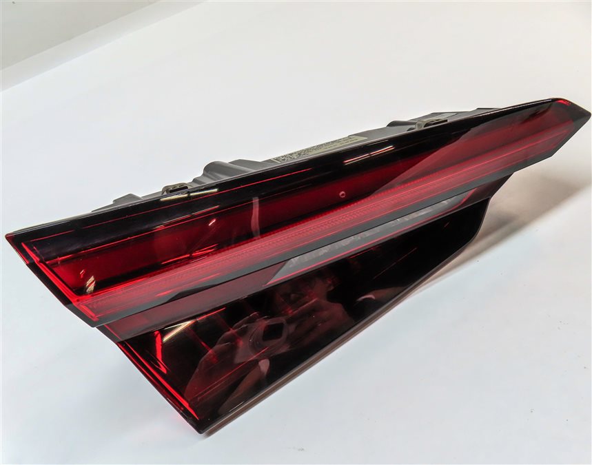 Thumbnail 4: 18-19 AUDI A5 S5 RS5 COUPE SPORTBACK CONVERTIBLE REAR LEFT INNER TAILLIGHT (LED)