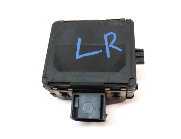 Thumbnail 4: 2017-2019 AUDI A4 (B9 8W) REAR LEFT BLIND SPOT ALERT RADAR SENSOR MODULE (SLAVE)