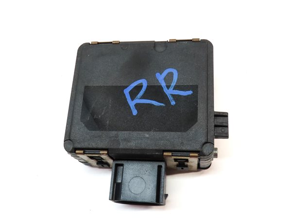 Thumbnail 4: 17-19 AUDI A4 (B9 8W) REAR RIGHT BLIND SPOT ALERT RADAR SENSOR MODULE (MASTER)