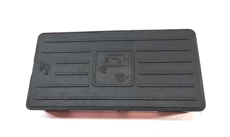 Thumbnail 4: 2019 AUDI S5 (B9) CELL PHONE KEY FOB WIRELESS CHARGER CHARGING PAD