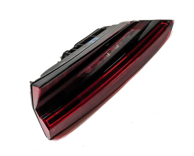 Thumbnail 4: 18-19 AUDI A5 S5 RS5 COUPE SPORTBACK CONVERTIBLE REAR RIGHT INNER TAILLIGHT LED
