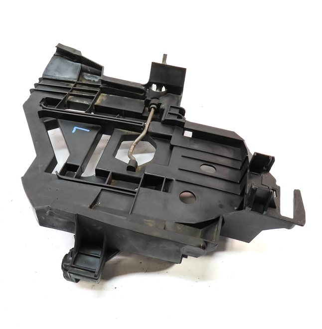 Thumbnail 2: 2004 PORSCHE CAYENNE (955) FRONT LEFT DRIVER HEADLIGHT LAMP MOUNT BRACKET