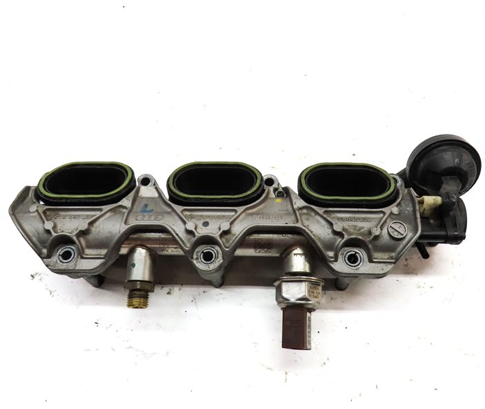 Thumbnail 4: 11-18 PORSCHE CAYENNE PANAMERA (958 970 G1) 3.0L - LEFT LOWER INTAKE MANIFOLD