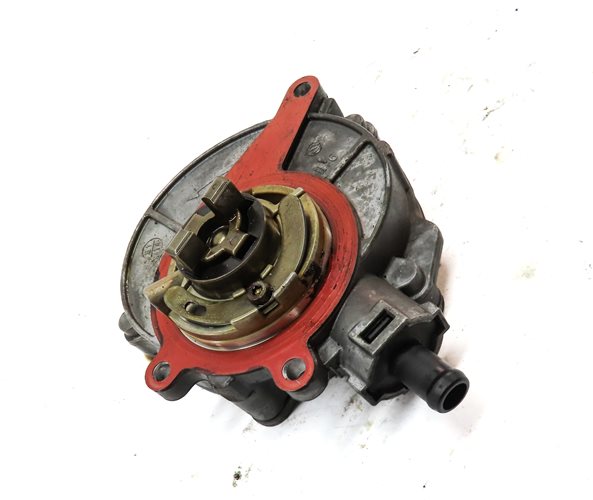 Thumbnail 3: 2015 PORSCHE CAYENNE HYBRID (958) 3.0L ENGINE BRAKE VACUUM PUMP