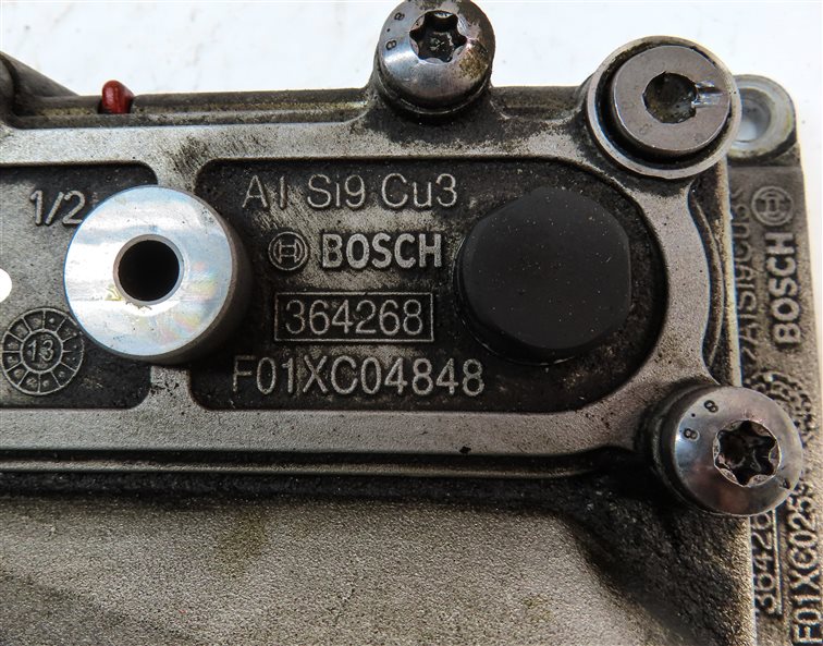 Thumbnail 7: 2015 PORSCHE CAYENNE HYBRID (958) HIGH VOLTAGE BATTERY CONNECTOR HOUSING