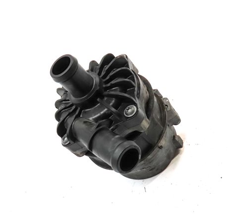 Thumbnail 3: 2015 PORSCHE CAYENNE HYBRID (958) 3.0L ENGINE AUX AUXILIARY WATER COOLANT PUMP
