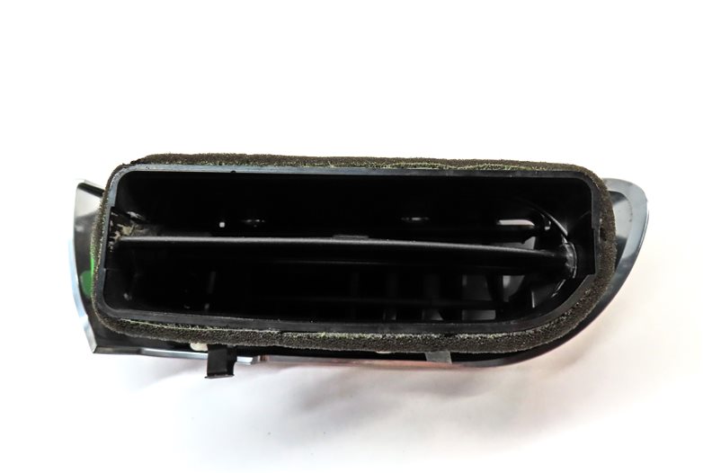 Thumbnail 4: 2015 PORSCHE CAYENNE (958) FRONT CENTER DASH LEFT SIDE HEATER A/C AIR VENT