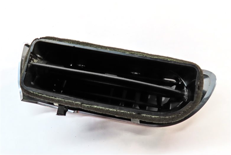 Thumbnail 5: 2015 PORSCHE CAYENNE (958) FRONT CENTER DASH LEFT SIDE HEATER A/C AIR VENT