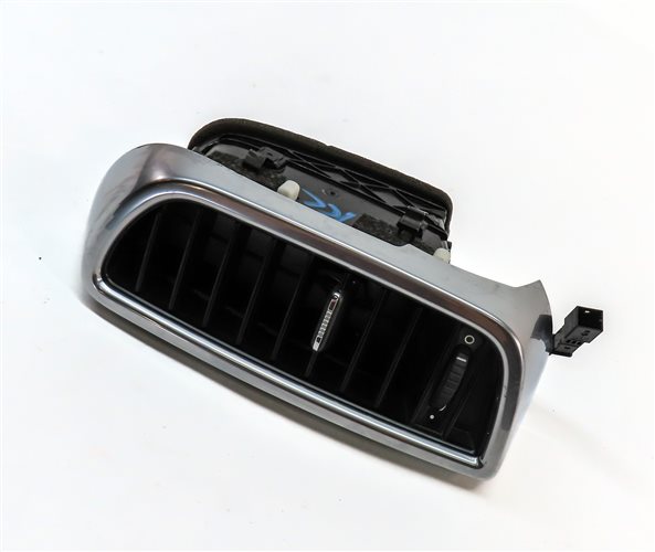 2015 PORSCHE CAYENNE (958) FRONT CENTER DASH RIGHT SIDE HEATER A/C AIR VENT