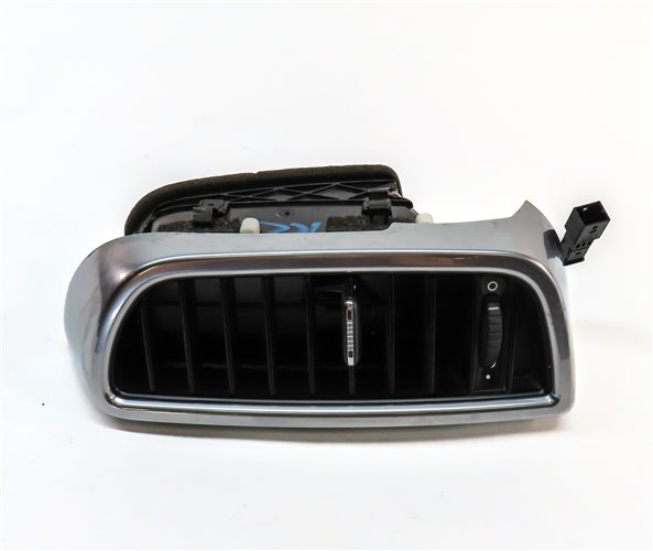 Thumbnail 2: 2015 PORSCHE CAYENNE (958) FRONT CENTER DASH RIGHT SIDE HEATER A/C AIR VENT