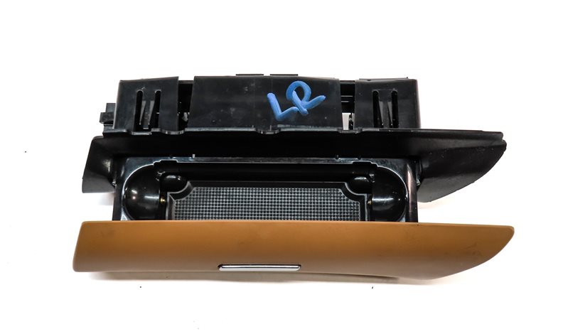 Thumbnail 7: 2015 PORSCHE CAYENNE (958) REAR LEFT DOOR STORAGE COMPARTMENT CUBBY (Cognac Tan)