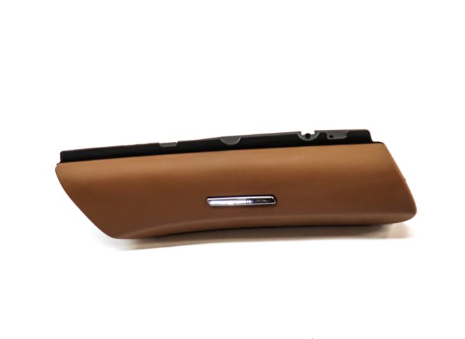 Thumbnail 2: 2015 PORSCHE CAYENNE 958 REAR RIGHT DOOR STORAGE COMPARTMENT CUBBY (Cognac Tan)