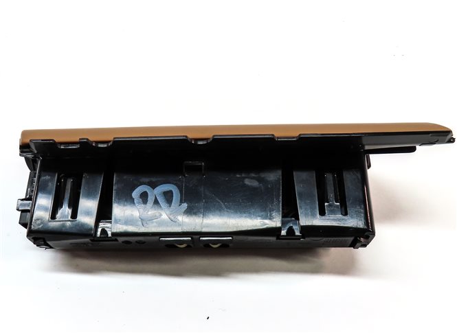 Thumbnail 4: 2015 PORSCHE CAYENNE 958 REAR RIGHT DOOR STORAGE COMPARTMENT CUBBY (Cognac Tan)