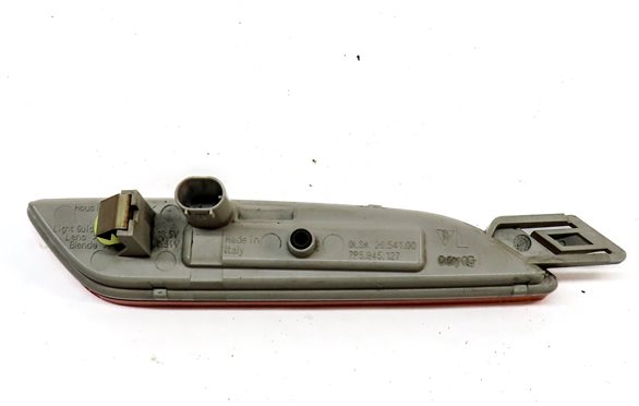 Thumbnail 4: 2015 PORSCHE CAYENNE (958) FRONT LEFT DRIVER FENDER MARKER LIGHT LAMP