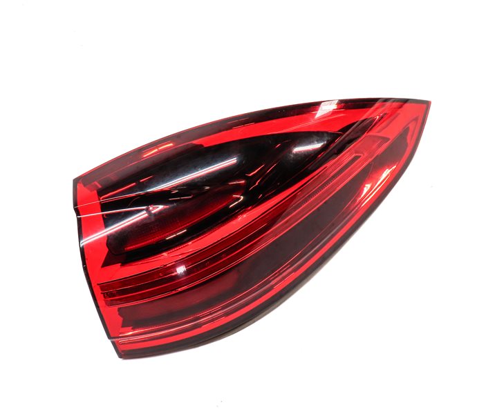 15-18 PORSCHE CAYENNE (958) REAR RIGHT PASSENGER TAILLIGHT BRAKE LIGHT LAMP