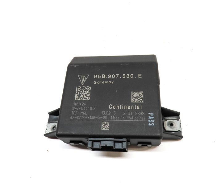 Thumbnail 8: 2015 PORSCHE CAYENNE HYBRID (958) 3.0L ENGINE ECM BCM IMMOBILIZER MODULE KEY SET