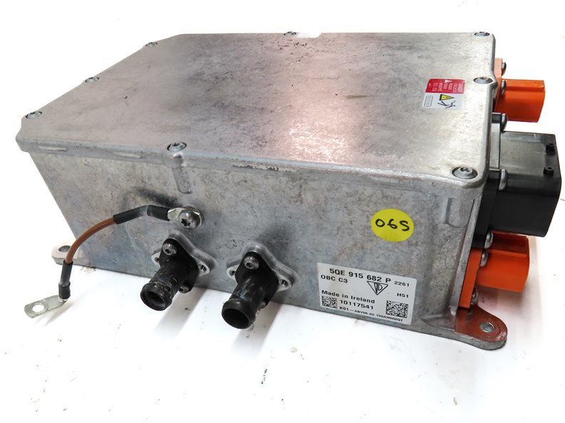 Thumbnail 4: 2015 PORSCHE CAYENNE E-HYBRID (958) EV INVERTER CONVERTER BATTERY CHARGER