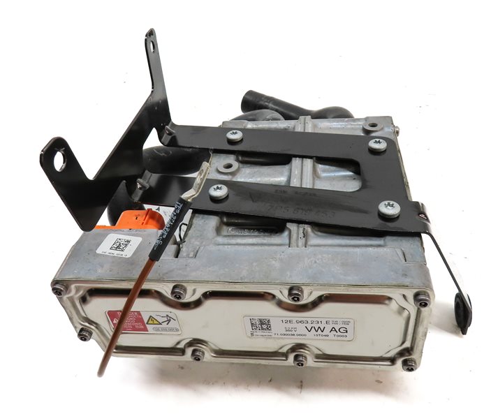 Thumbnail 7: 2015 PORSCHE CAYENNE E-HYBRID (958) EV DRIVE MOTOR INVERTER COOLER
