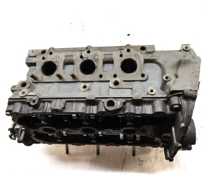 Thumbnail 9: 11-18 PORSCHE CAYENNE PANAMERA (958 970) 3.0L HYBRID ENGINE RIGHT CYLINDER HEAD
