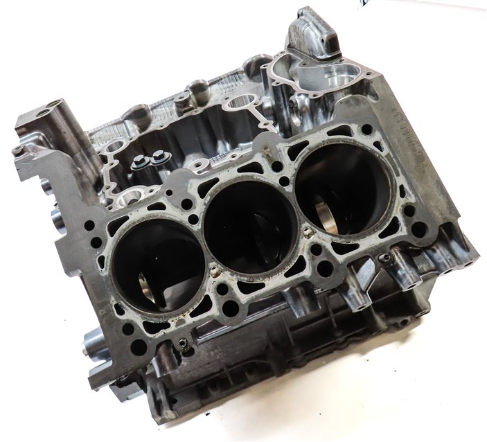Thumbnail 3: 11-18 PORSCHE CAYENNE PANAMERA 958 970 GAS HYBRID 3.0L ENGINE CYLINDER BLOCK