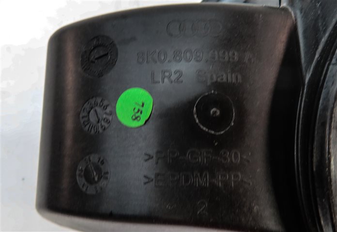 Thumbnail 7: 09-16 AUDI A4 S4 (B8 8K) FUEL TANK DOOR LID COVER TRIM w/ HOUSING (White)