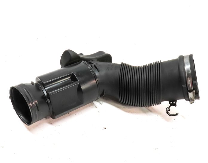 Thumbnail 2: 2013 AUDI S4 (B8 8K) 3.0L SUPER (CGXC) ENGINE AIR INTAKE HOSE PIPE DUCT