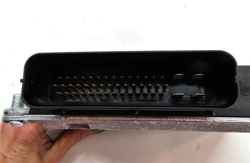 Thumbnail 5: 2013 AUDI S4 (B8 8K) REAR DIFFERENTIAL CARRIER CONTROL MODULE