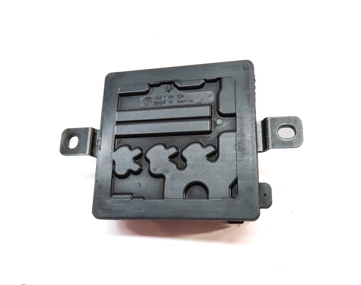Thumbnail 4: 2013 BMW 335XI (F30) 3.0L (N55) ENGINE INTEGRATED POWER SUPPLY CONTROL MODULE