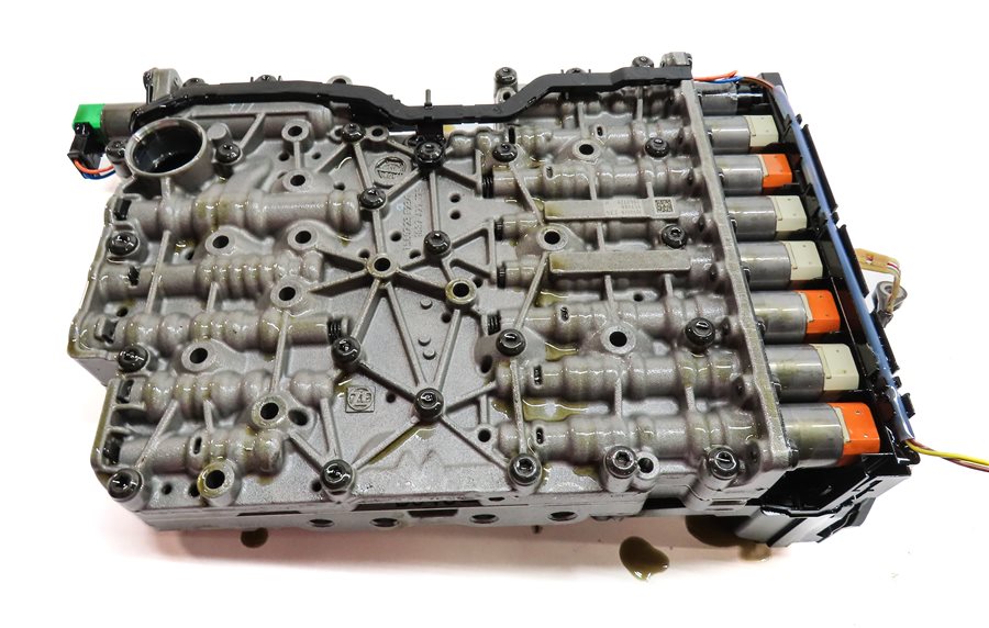 Thumbnail 6: 2013 BMW 335XI (F30) 3.0L (N55) AUTOMATIC AT TRANSMISSION VALVE BODY ASSEMBLY