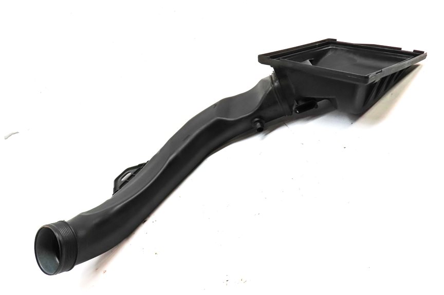 Thumbnail 3: 2013 BMW 335XI (F30) 3.0L (N55) ENGINE AIR FILTER CLEANER BOX TOP LID COVER