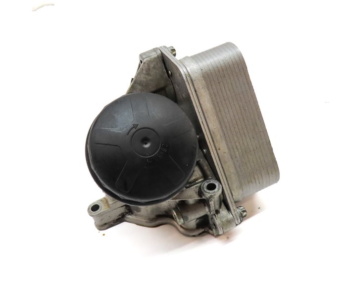 2013 BMW X1 (E84) 2.0L (N20) ENGINE MOTOR OIL FLUID FILTER HOUSING w/ OIL COOLER
