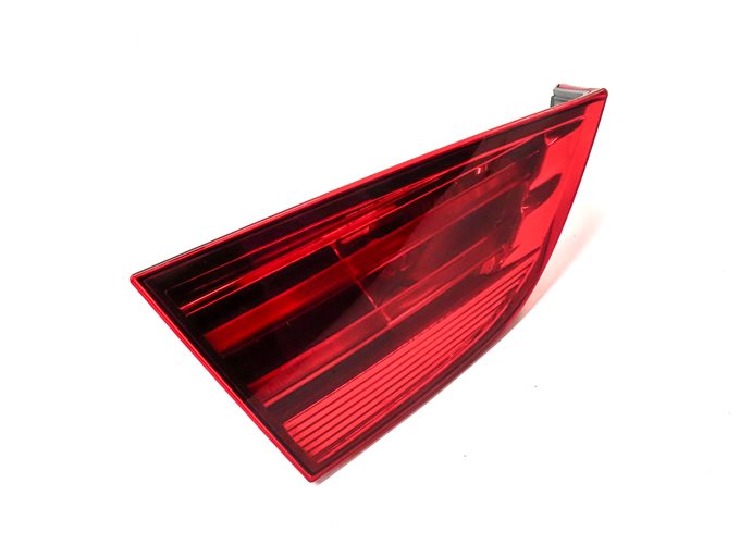 Thumbnail 4: 2012-2015 BMW X1 (E84) LEFT DRIVER REAR TRUNK INNER TAILLIGHT LIGHT LAMP