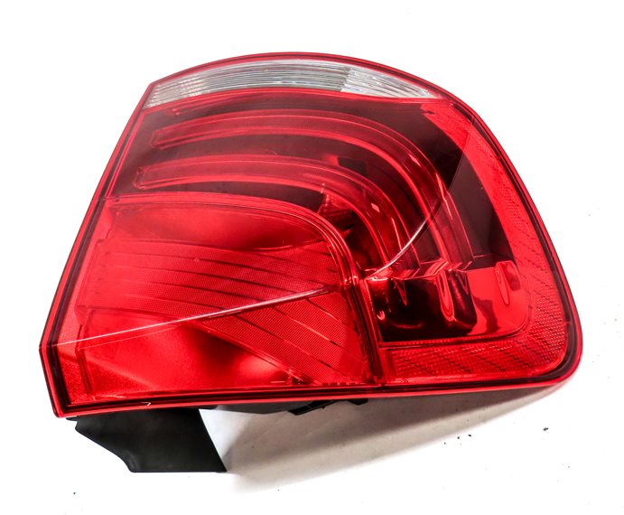 Thumbnail 3: 2012-2015 BMW X1 (E84) LEFT DRIVER REAR OUTER TAILLIGHT BRAKE LIGHT LAMP
